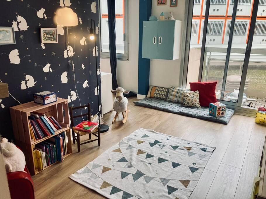Paris : Appartement Familial Avec Parking Prive Clichy Eksteriør bilde